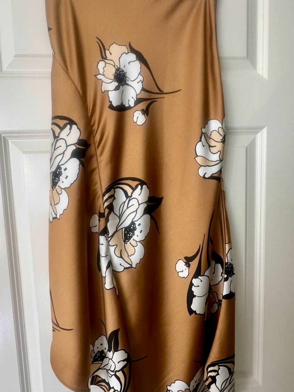 WHBM Floral Satin Midi Skirt Size 2 - Picture 9 of 11